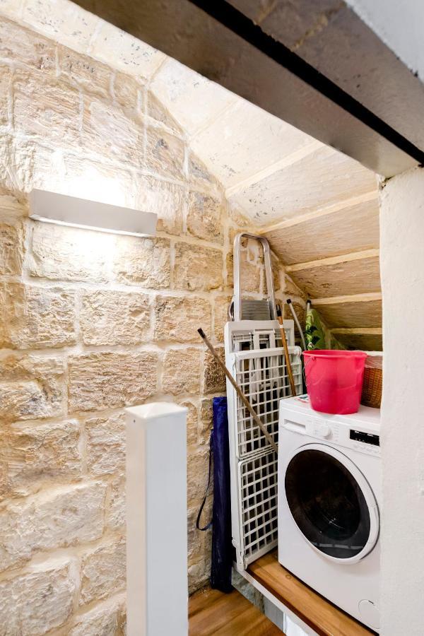 Chic, Stylish 1 Bedroom Maisonette - Close To Valletta 弗洛里亚纳 外观 照片